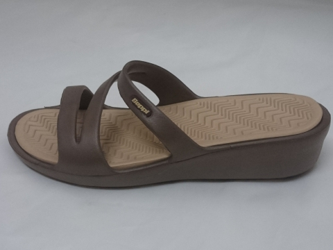 Chancla Beppi Mod Tiras Cuña Marrón