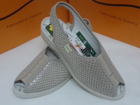 Zapatillas Señora Doctor Cutillas Mod 9821 Salinas Beig Zapatillas Señora Doctor Cutillas Mod 9821 Salinas Beig