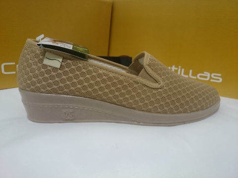 Zapatillas Señora Doctor Cutillas Mod 9223 Tostado Zapatillas Señora Doctor Cutillas Mod 9223 Tostado
